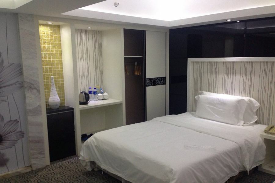 Perthden Hotel Shenzhen Esterno foto