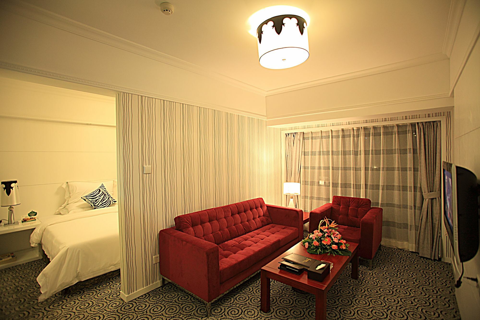 Perthden Hotel Shenzhen Esterno foto