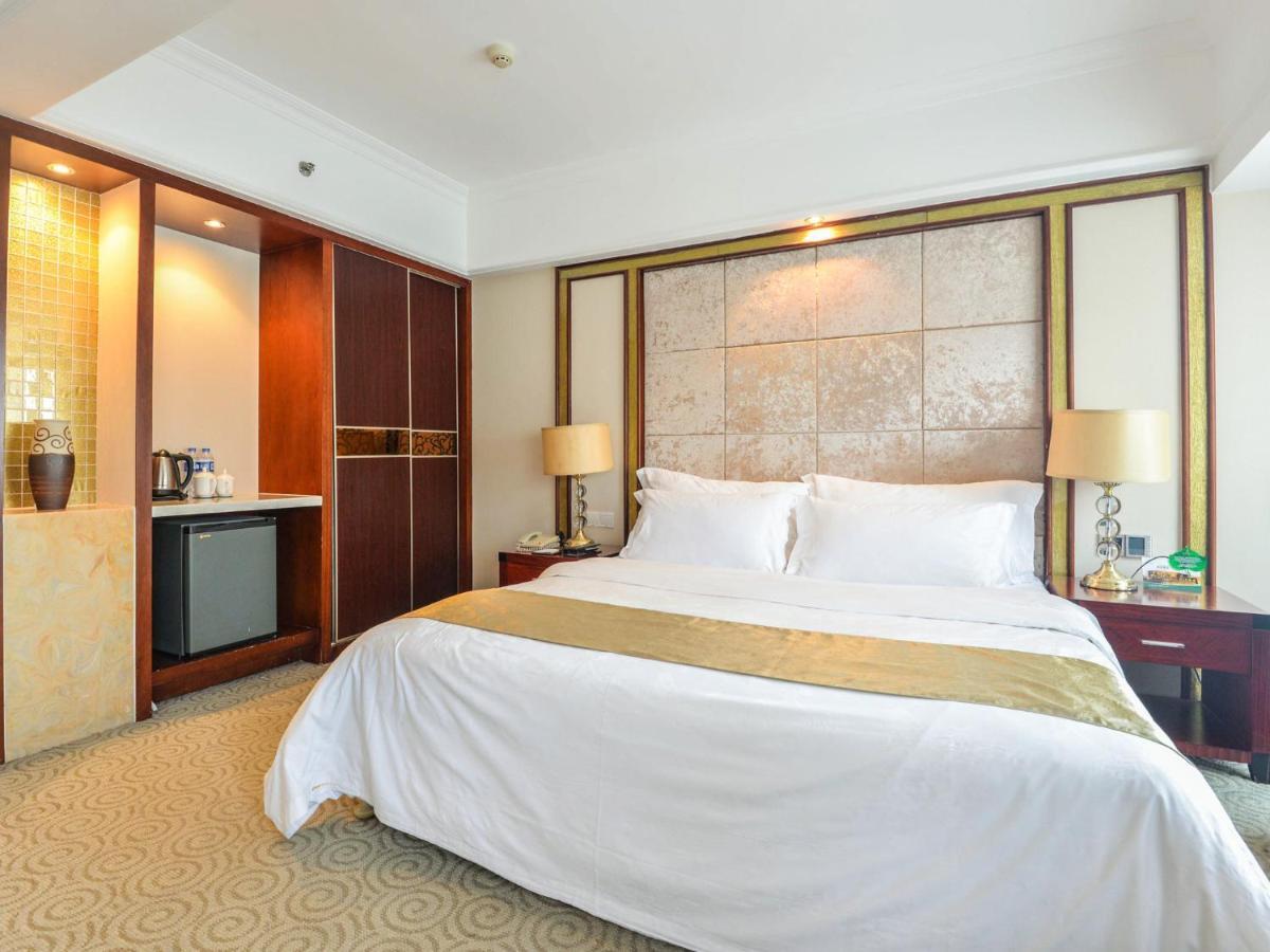 Perthden Hotel Shenzhen Esterno foto